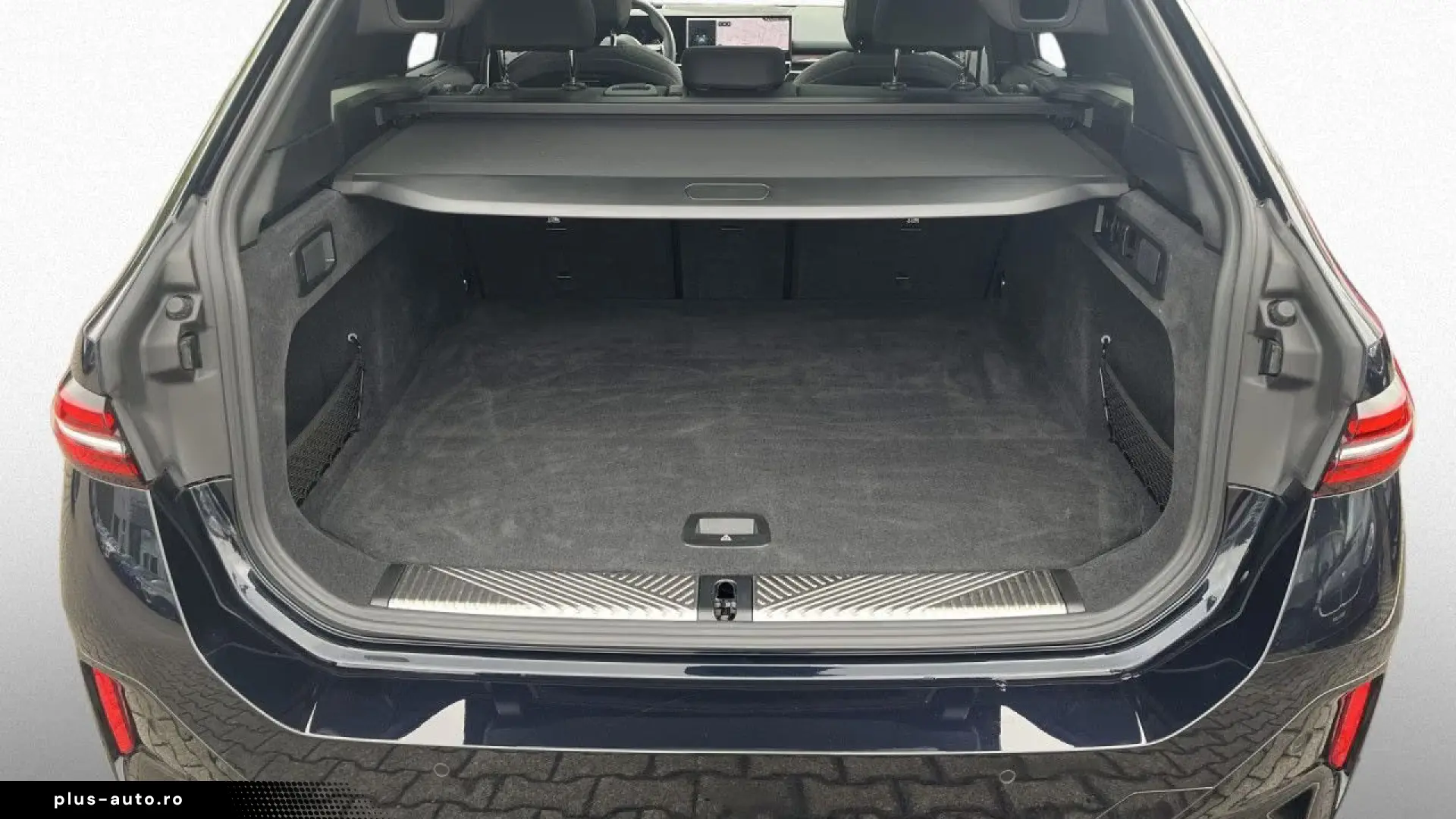 BMW 520d xDr T M SPORT AdLED AHK Pano StHz HUD DAPro