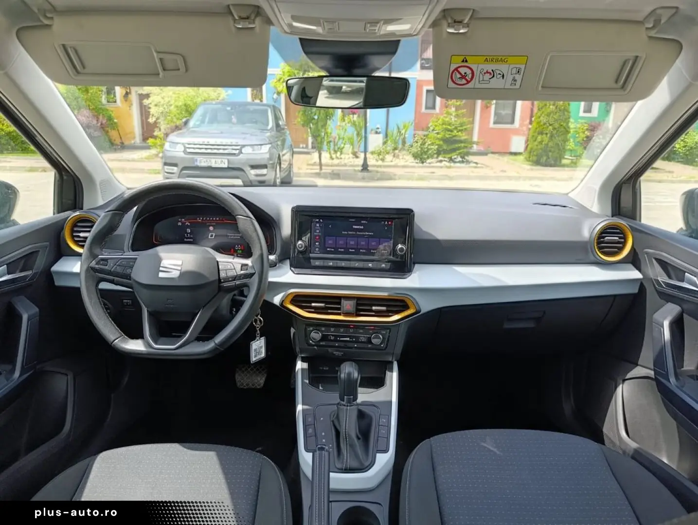 Seat Arona