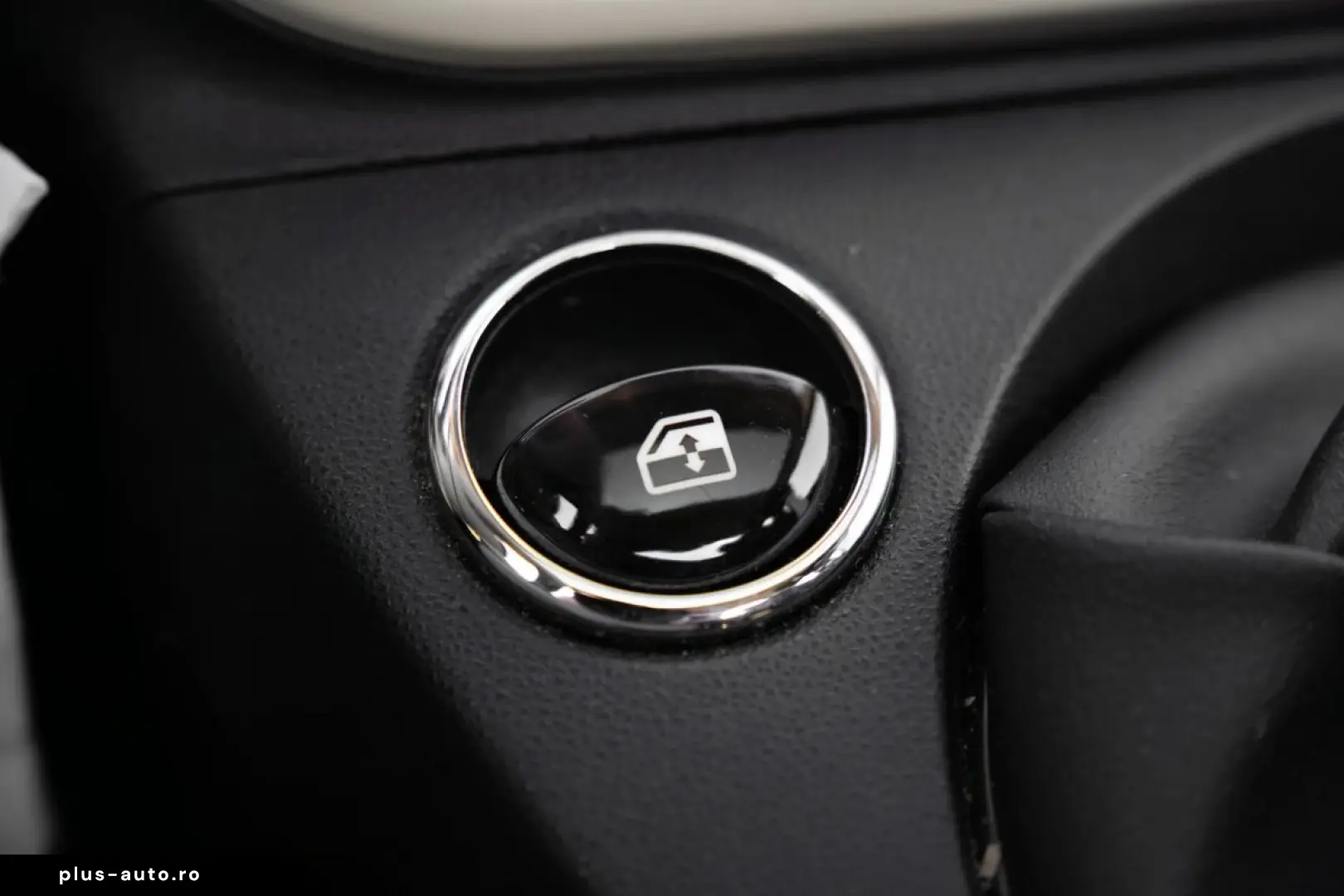 Fiat 500 DolceVita 1.0 MildHybrid 70 CP