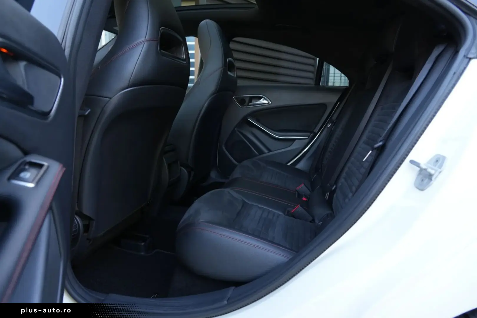 Mercedes-Benz Cla-200