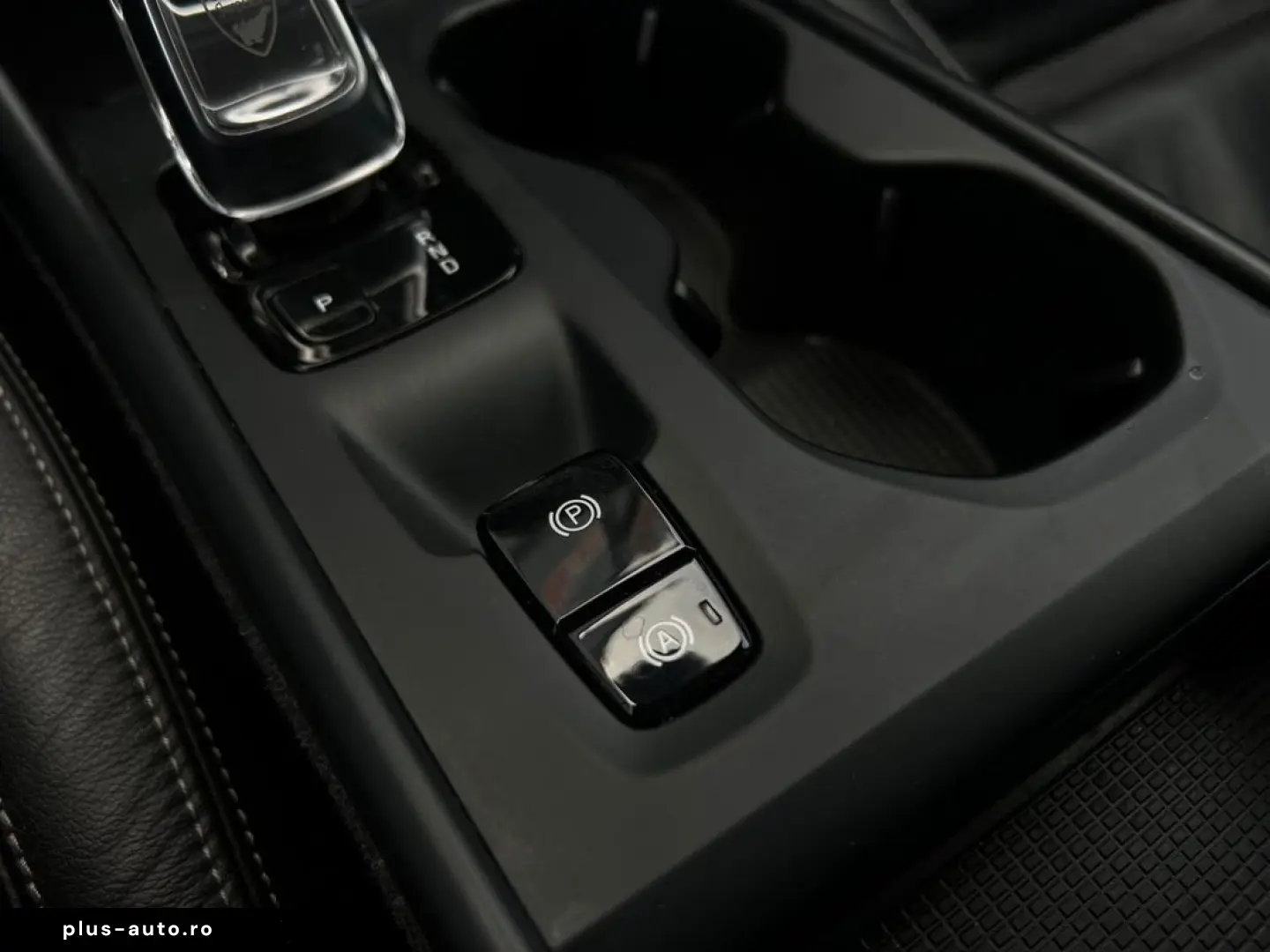 Volvo Xc-40