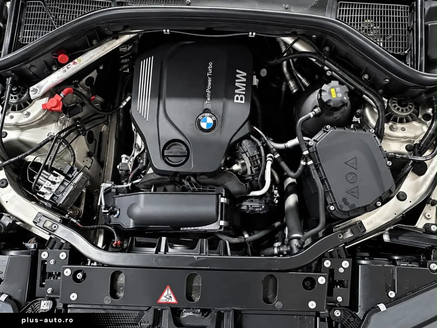 BMW X3 XDrive    2015 Facelift   Trapa panoramica