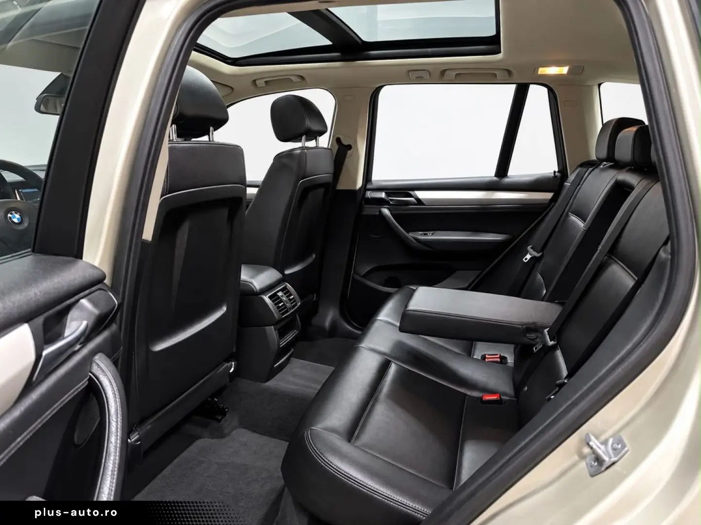BMW X3 XDrive    2015 Facelift   Trapa panoramica