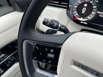 LAND ROVER Range Rover LWB Autobiography 7S 23Z FondDisplay