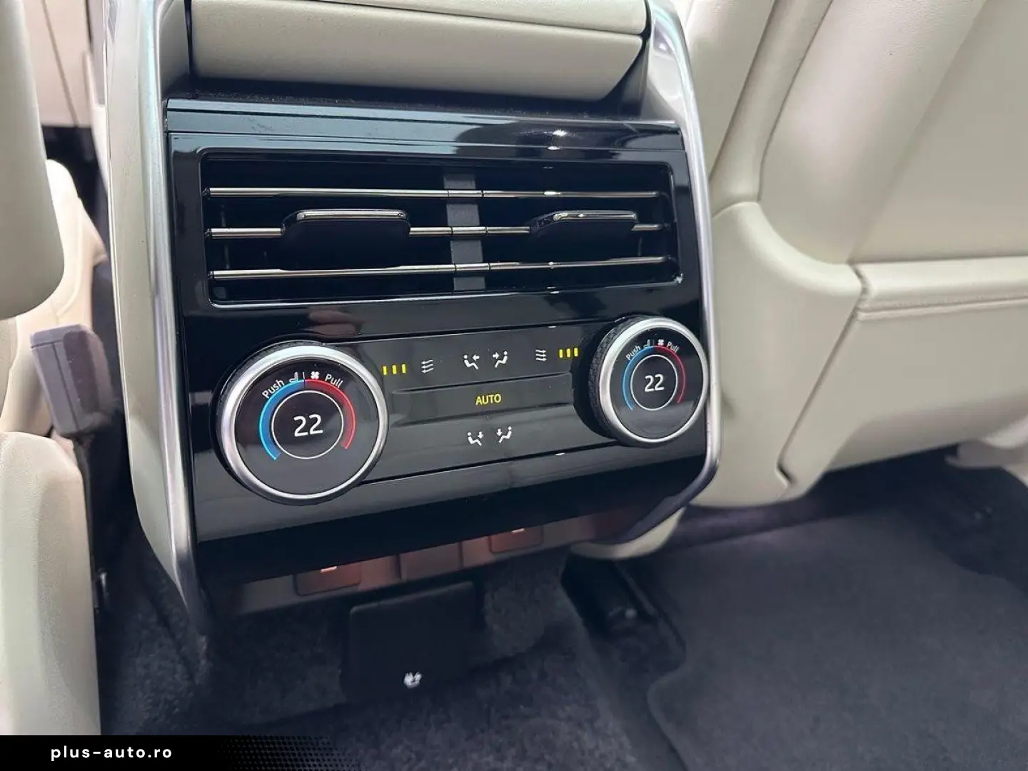 LAND ROVER Range Rover LWB Autobiography 7S 23Z FondDisplay