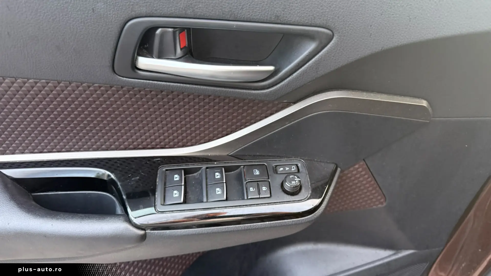 Toyota Chr benzina