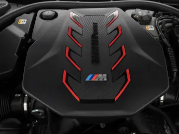 BMW M5 xD Panorama 360 B&W HUD M-Driversp. Komfort