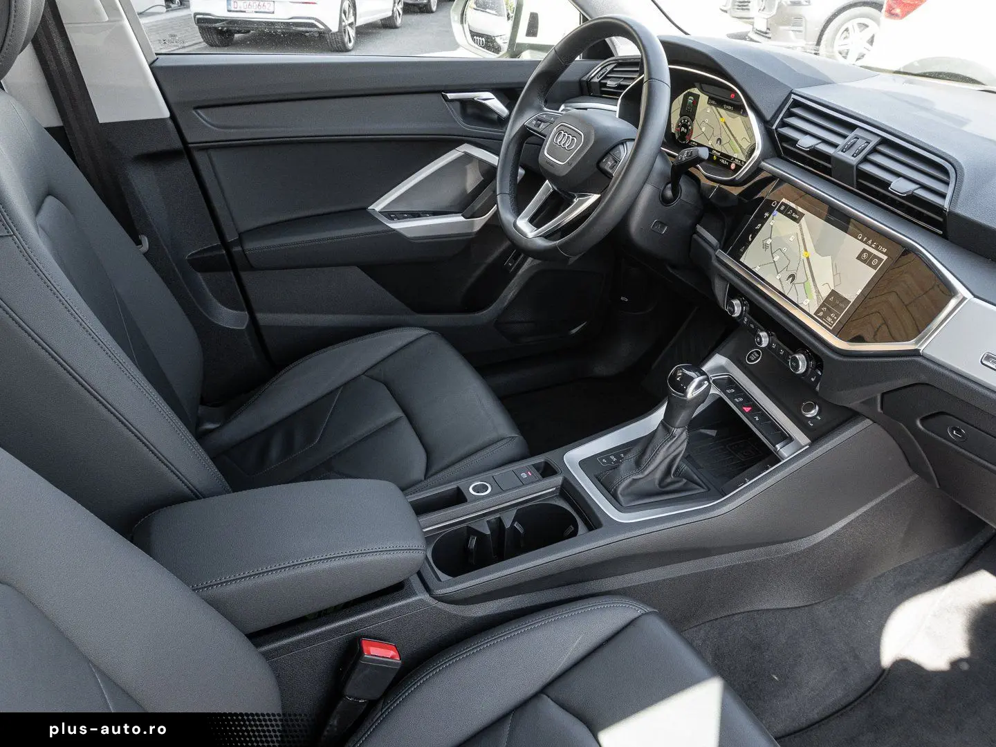 AUDI Q3 2023 — imagine 8