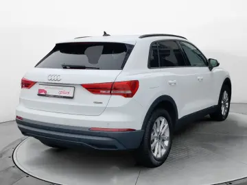 AUDI Q3 40 TFSI q. S-Tronic  ACC  CarPlay  Sitzh.  18