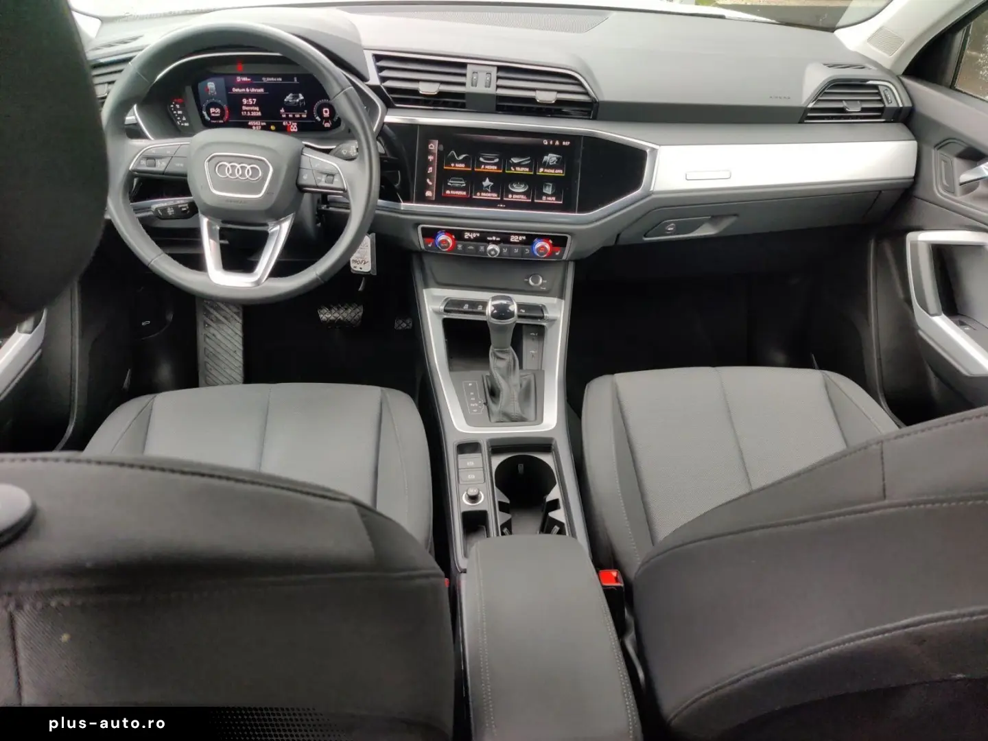 AUDI Q3 40 TFSI q. S-Tronic  ACC  CarPlay  Sitzh.  18
