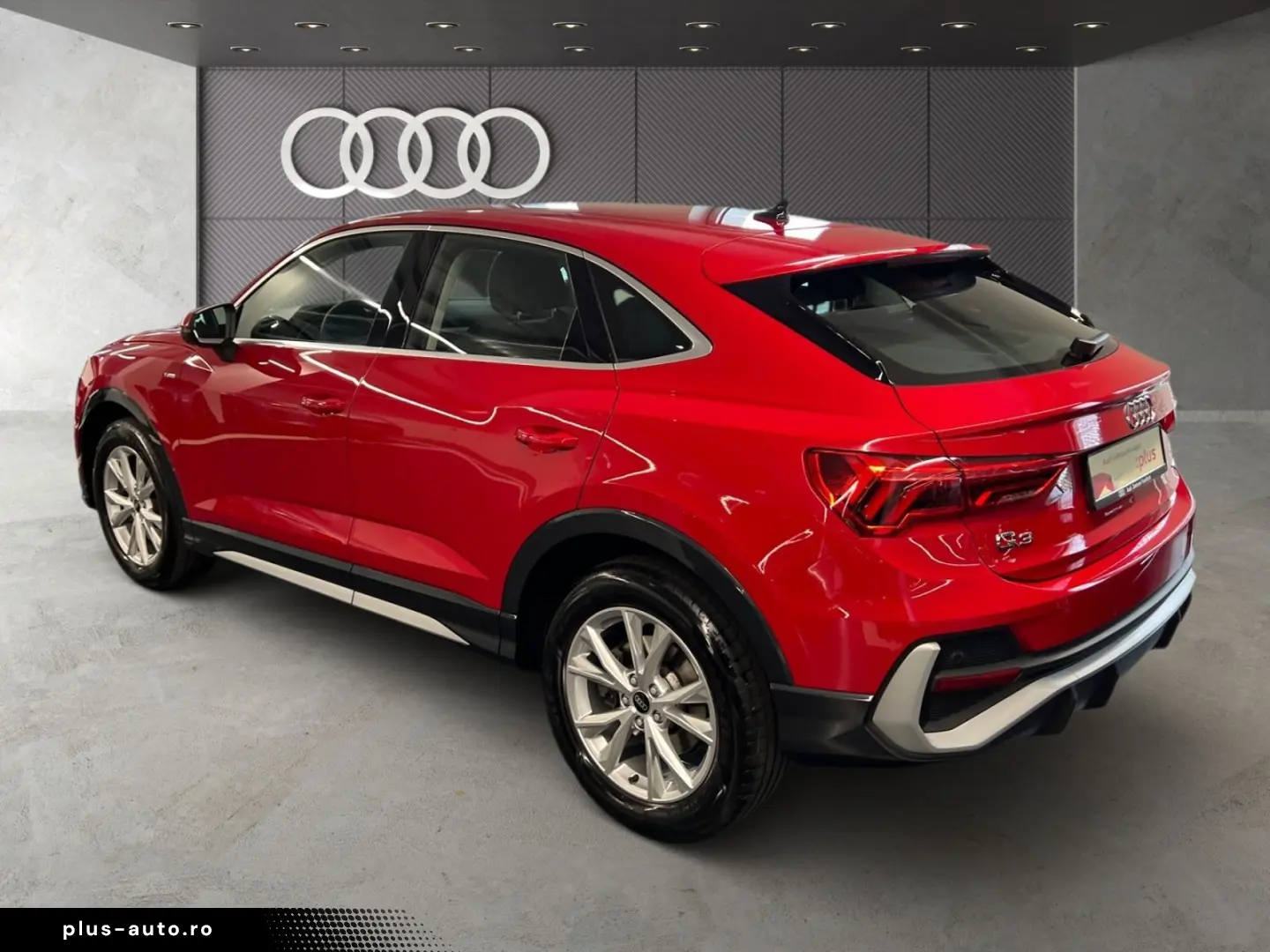 AUDI Q3 Sportback 40 TFSI quattro S tronic S line AHK