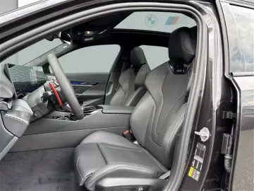 BMW M5 - Comfort Package - SOPHISTOGRAY BRILLIANT