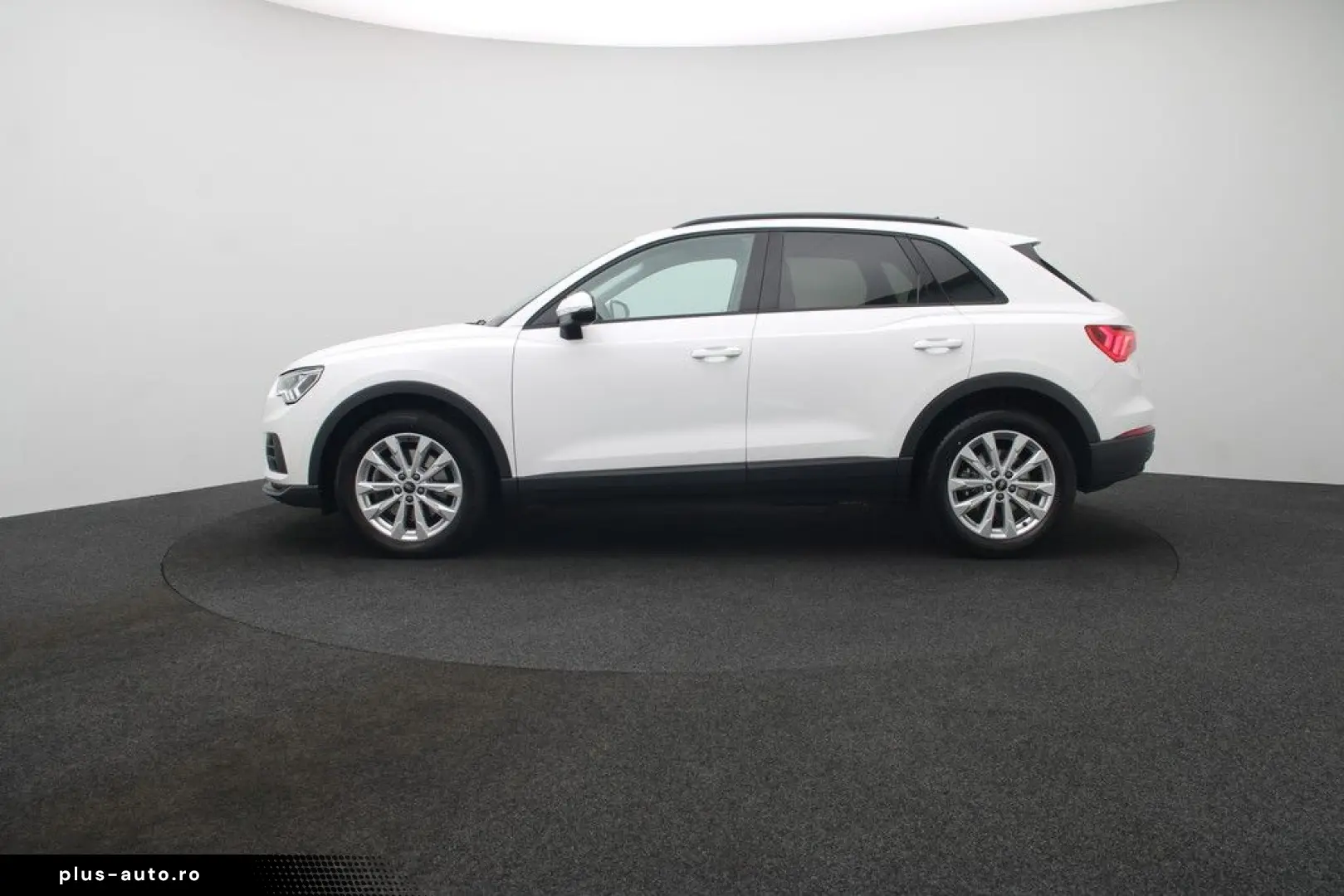 AUDI Q3 40 TFSI quattro . Virt. Cockpit LED Navi AHK