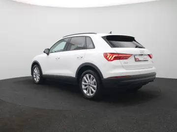 AUDI Q3 40 TFSI quattro . Virt. Cockpit LED Navi AHK