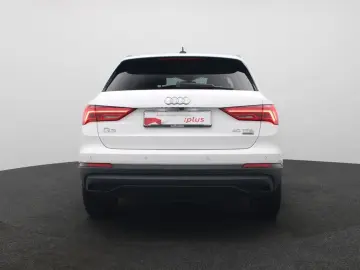 AUDI Q3 40 TFSI quattro . Virt. Cockpit LED Navi AHK