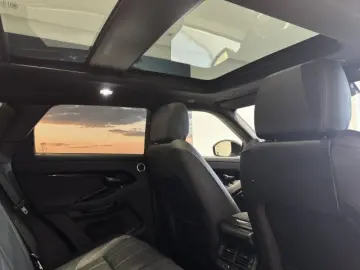 LAND ROVER Range Rover Evoque D200 Dyn SE BlackPack Pano