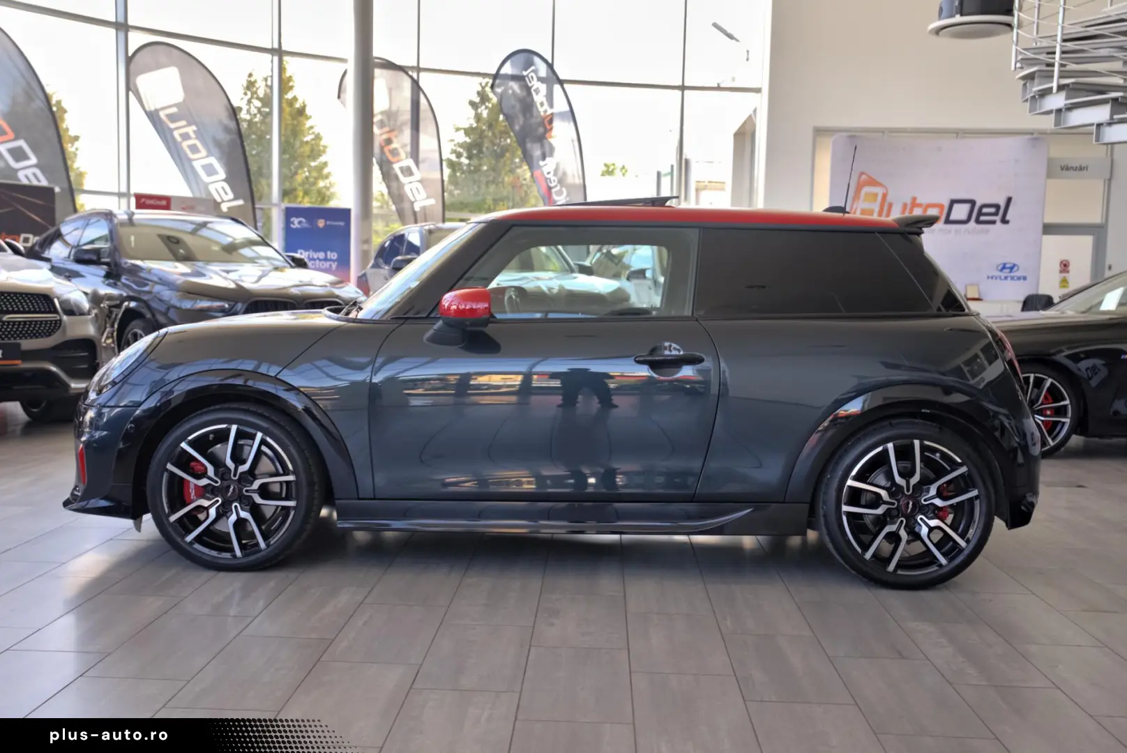 Mini Cooper John Cooper Works (JCK)