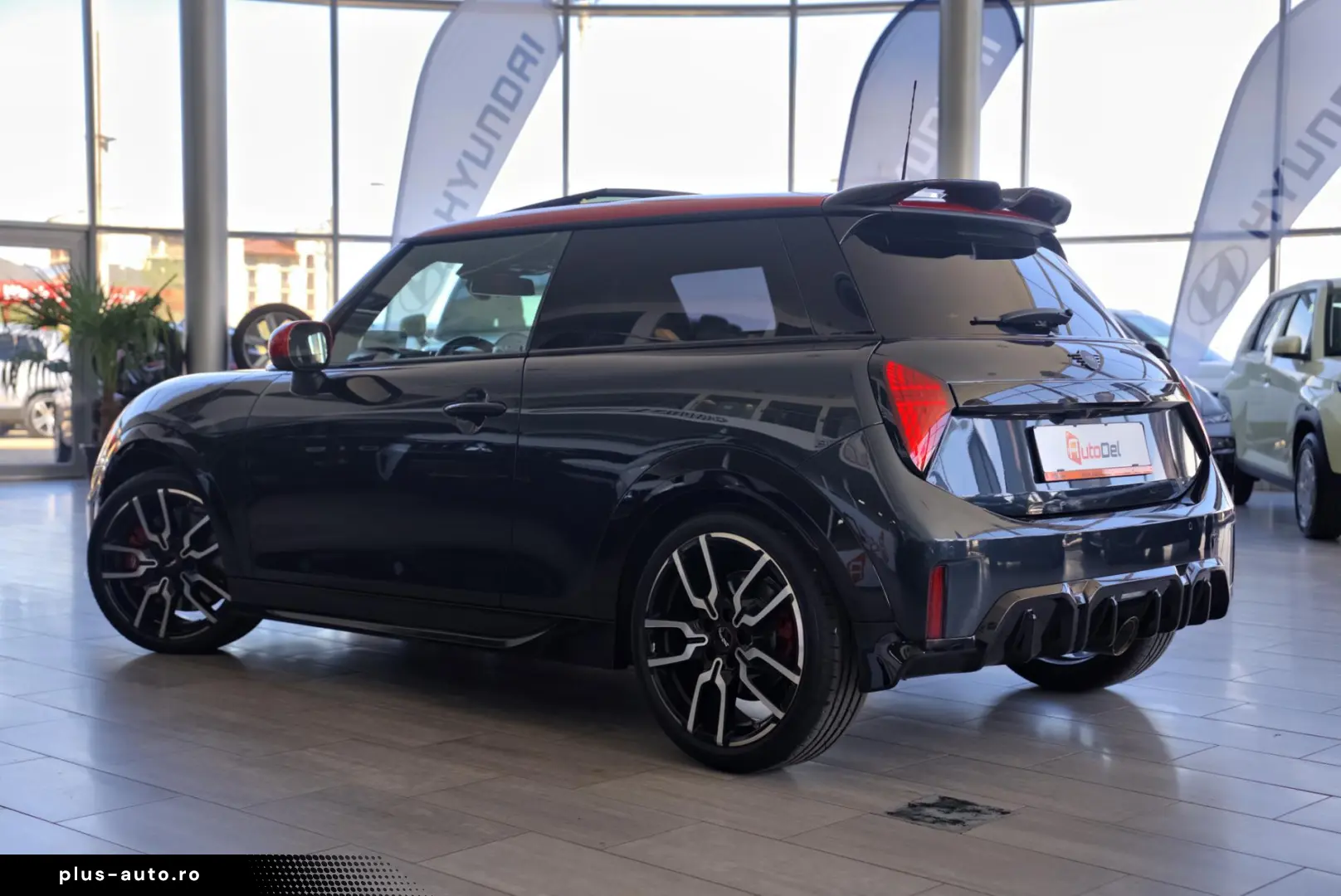 Mini Cooper John Cooper Works (JCK)