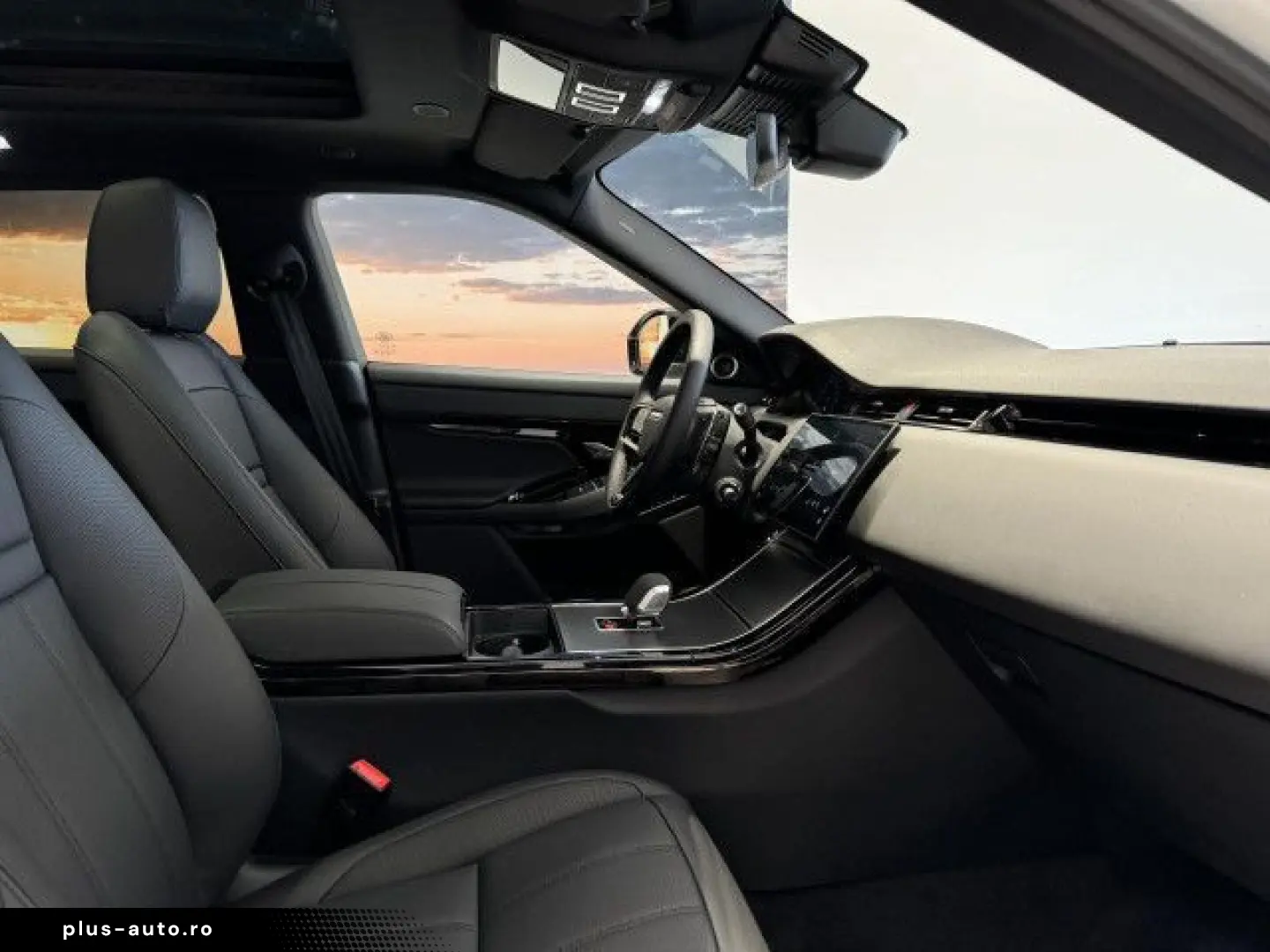 LAND ROVER Range Rover Evoque D200 HSE Dynamic Black Pack