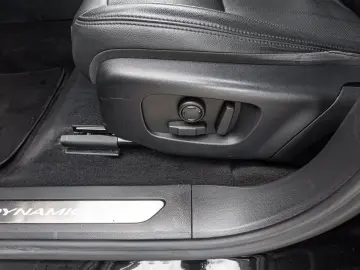 LAND ROVER Range Rover Evoque 2.0 D200 Mild-Hybrid R-Dynami