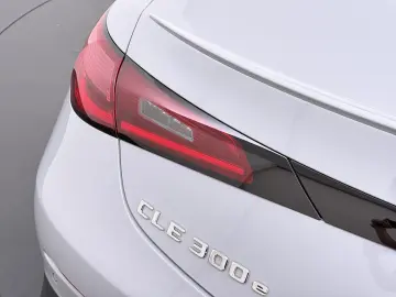 MERCEDES-BENZ CLE 300 Coupé e AMG Line Premium   vol…