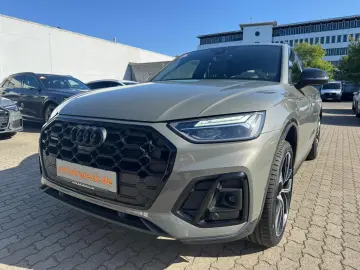 AUDI Q5 55 TFSI e S line