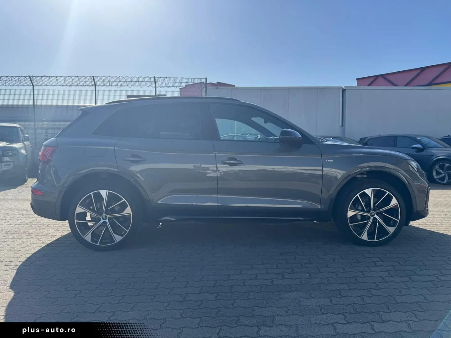 AUDI Q5 55 TFSI e S line