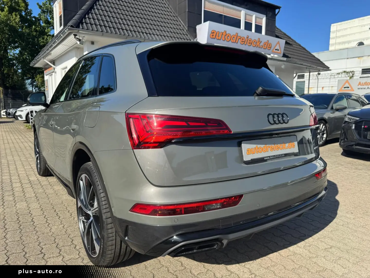 AUDI Q5 55 TFSI e S line