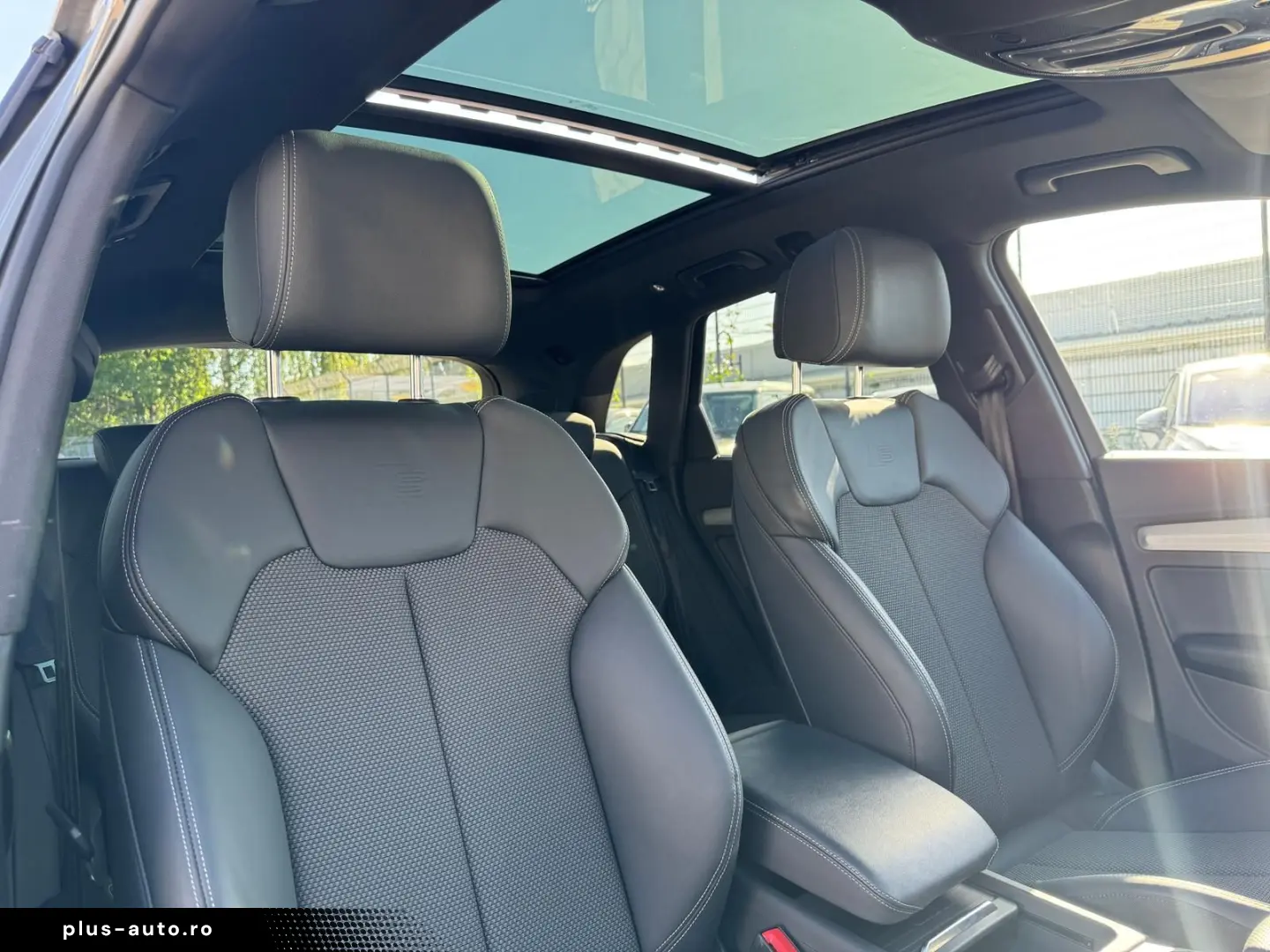 AUDI Q5 55 TFSI e S line