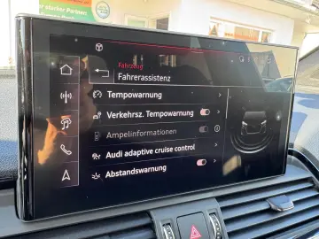 AUDI Q5 55 TFSI e S line