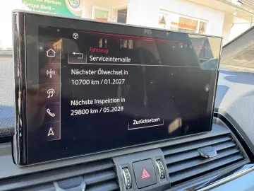 AUDI Q5 55 TFSI e S line