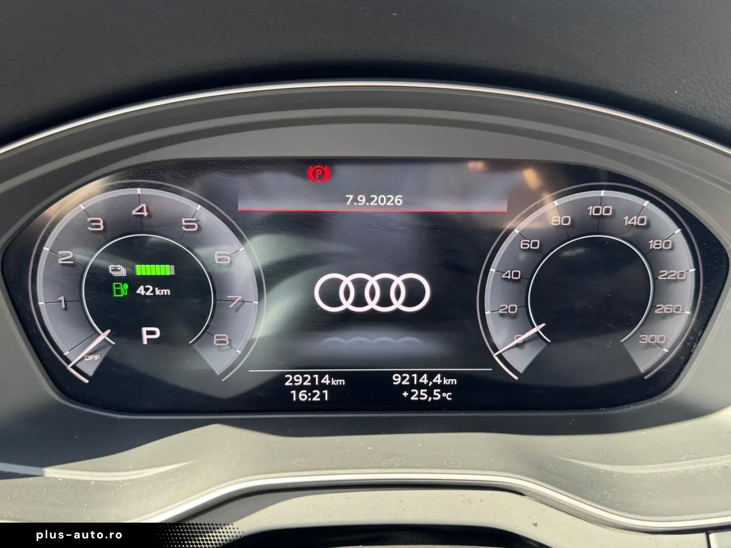 AUDI Q5 55 TFSI e S line