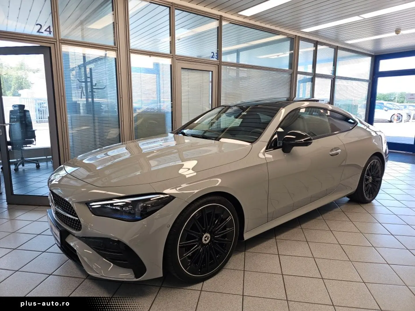 MERCEDES-BENZ CLE 300 AMG Premium   4M  Pano  360Grad  Burme
