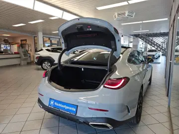 MERCEDES-BENZ CLE 300 AMG Premium   4M  Pano  360Grad  Burme