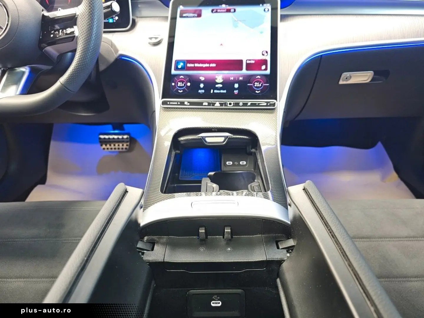 MERCEDES-BENZ CLE 300 AMG Premium   4M  Pano  360Grad  Burme