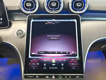MERCEDES-BENZ CLE 300 AMG Premium   4M  Pano  360Grad  Burme