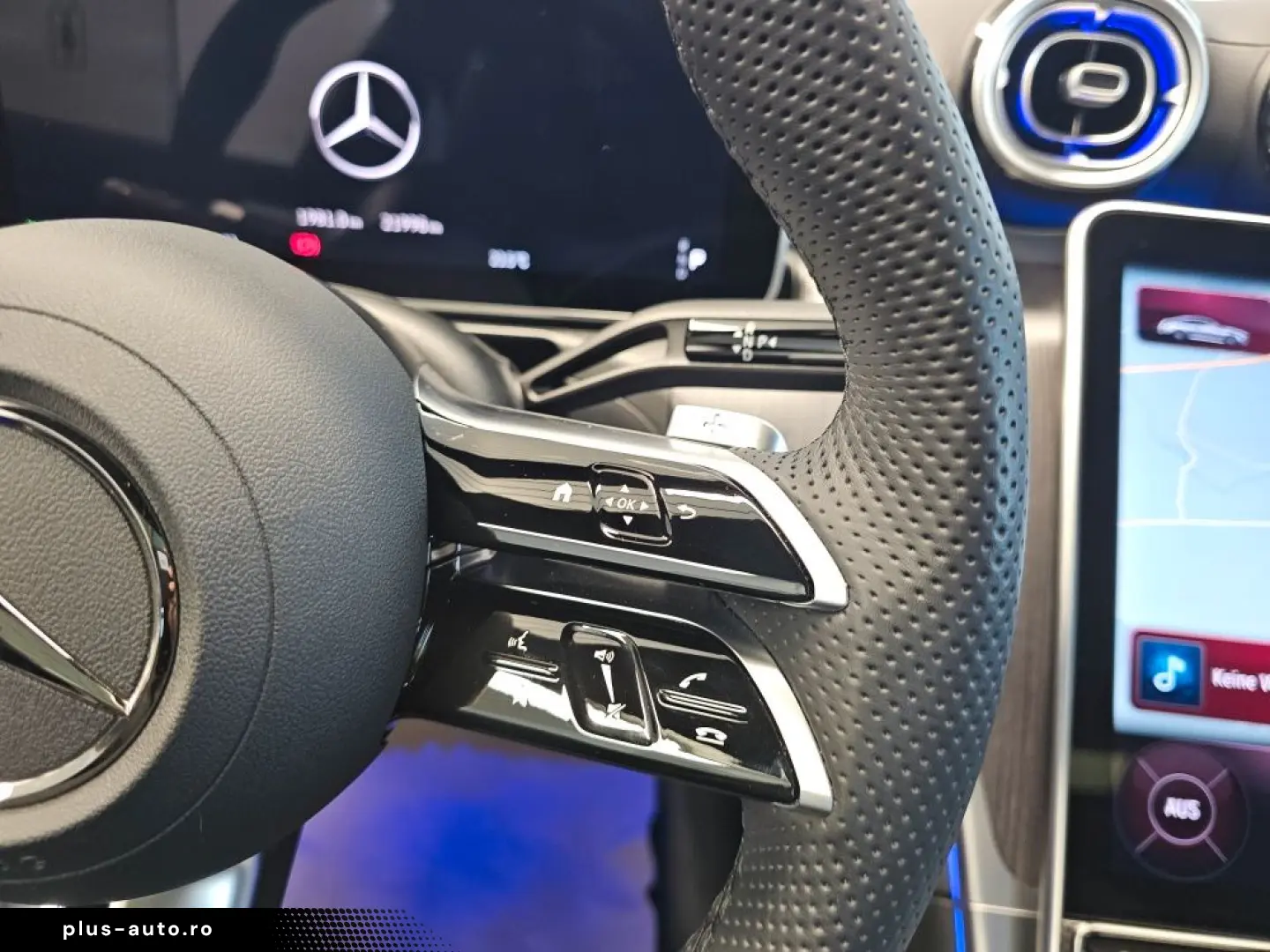 MERCEDES-BENZ CLE 300 AMG Premium   4M  Pano  360Grad  Burme