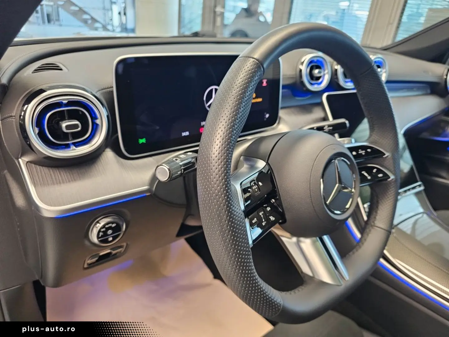 MERCEDES-BENZ CLE 300 AMG Premium   4M  Pano  360Grad  Burme