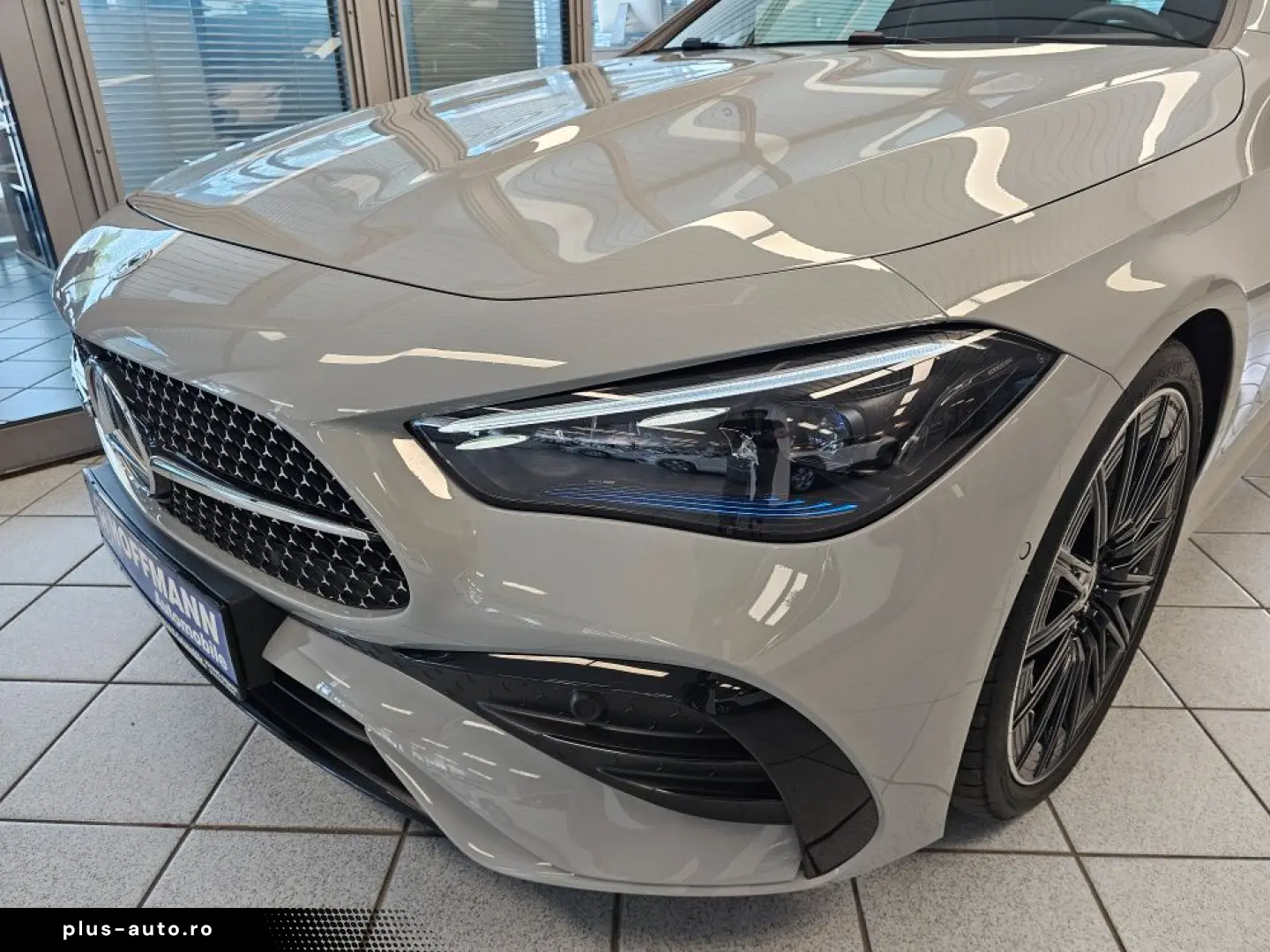 MERCEDES-BENZ CLE 300 AMG Premium   4M  Pano  360Grad  Burme