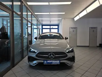 MERCEDES-BENZ CLE 300 AMG Premium   4M  Pano  360Grad  Burme