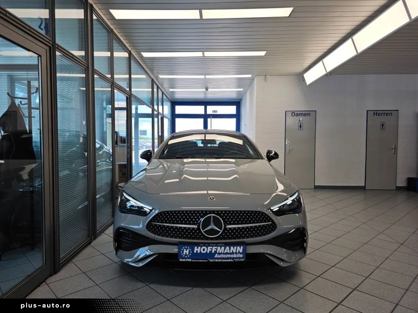 MERCEDES-BENZ CLE 300 AMG Premium   4M  Pano  360Grad  Burme
