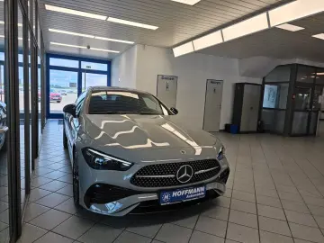 MERCEDES-BENZ CLE 300 AMG Premium   4M  Pano  360Grad  Burme