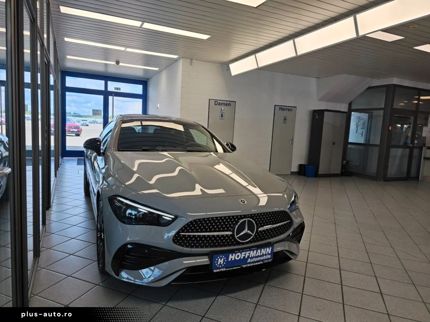 MERCEDES-BENZ CLE 300 AMG Premium   4M  Pano  360Grad  Burme