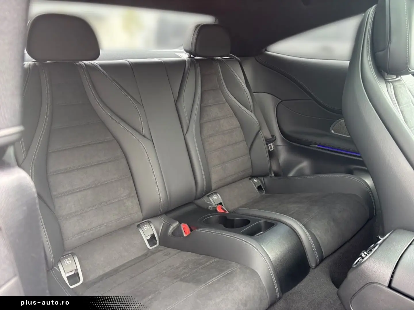 MERCEDES-BENZ CLE 300 4M C AMG Prem Pano Burm3D KeyG&hellip;