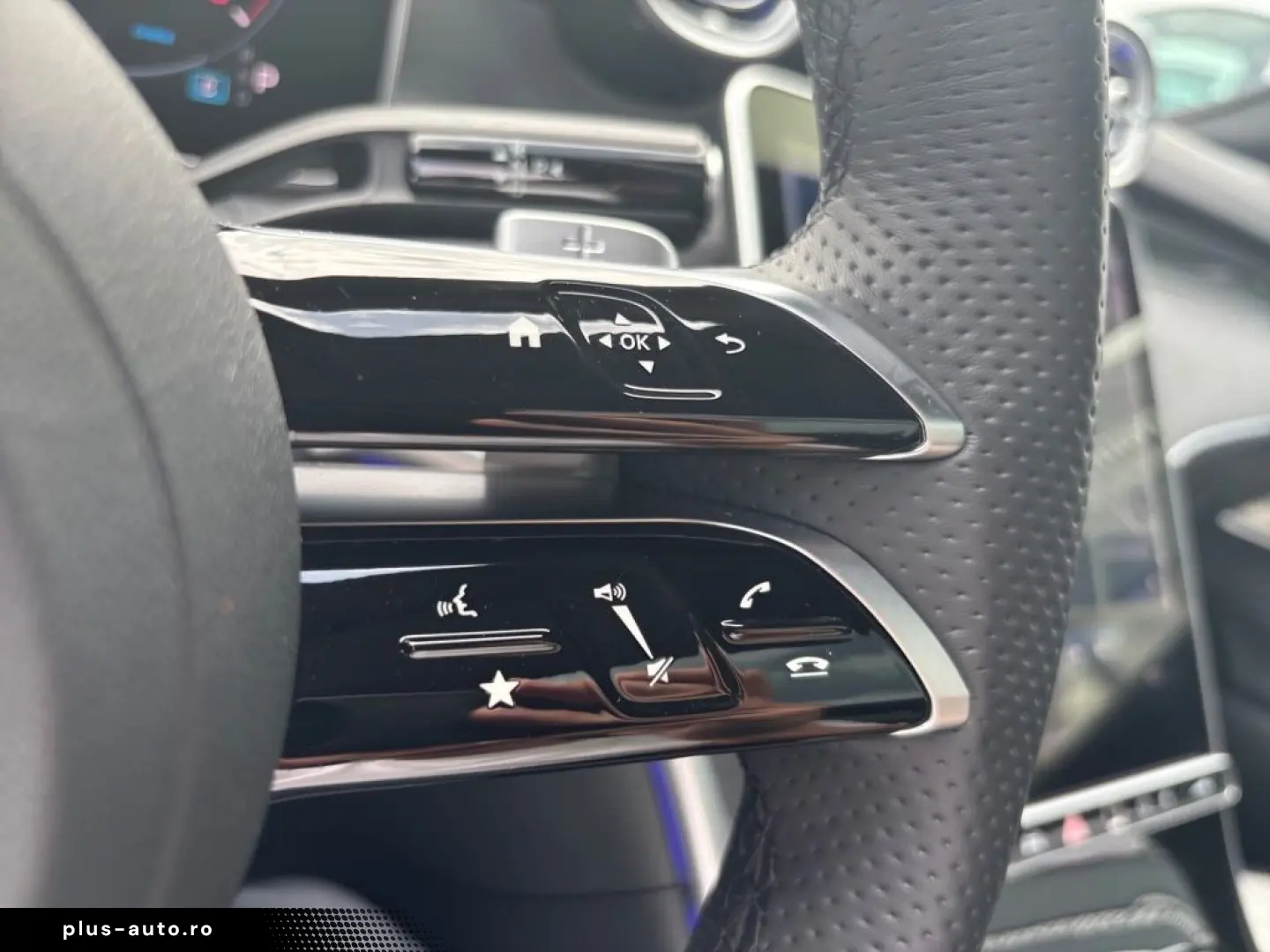 MERCEDES-BENZ CLE 300 4M C AMG Prem Pano Burm3D KeyG&hellip;