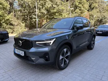 Volvo XC40 2026 Predare Leasing