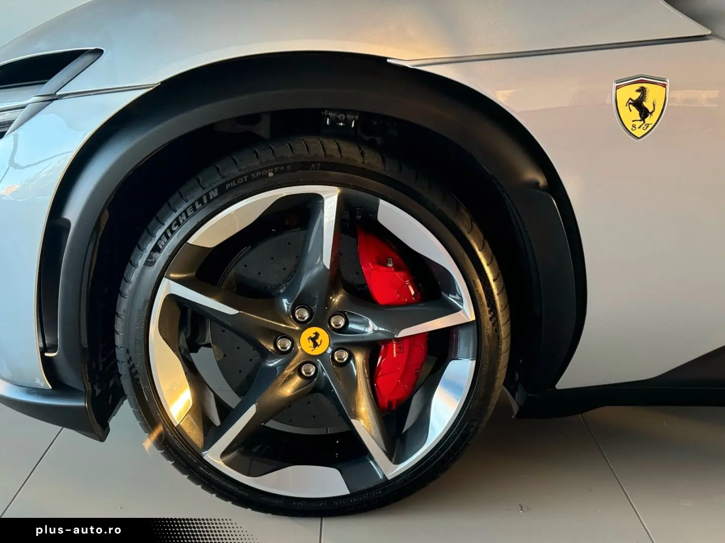 FERRARI Purosangue