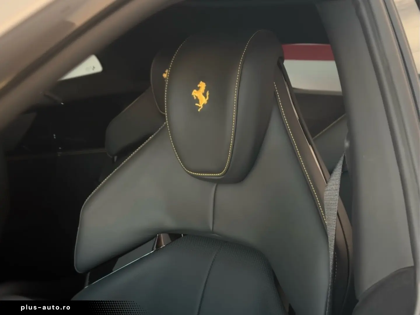 FERRARI Purosangue