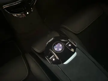 FERRARI Purosangue