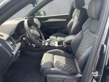 AUDI Q5 Sportback 55 TFSIe S-LINE Faruri MATRIX